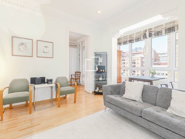 4 soveværelse Lejlighed til salg i Barcelona by - € 850.000 (Ref: 9867782)