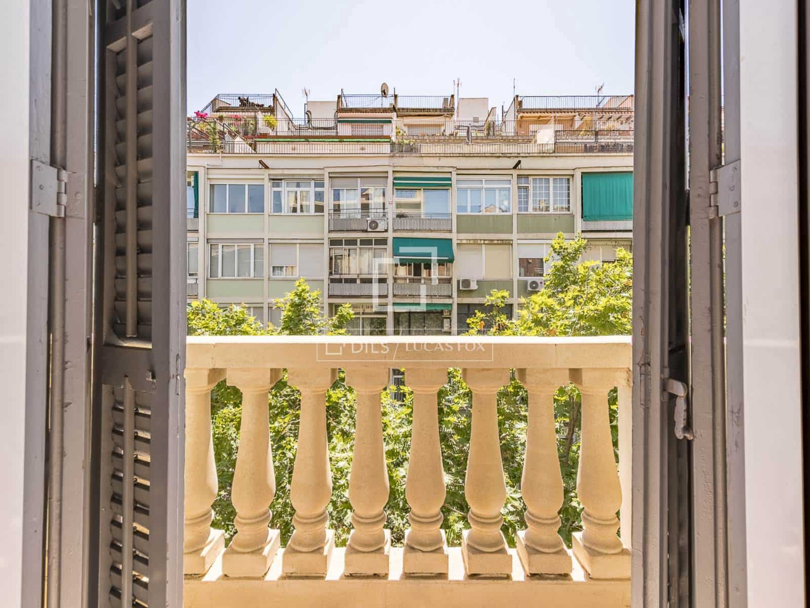 4 soveværelse Lejlighed til salg i Barcelona by - € 850.000 (Ref: 9867782)