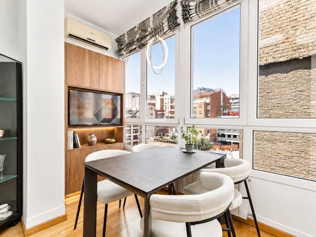 4 chambre Appartement à vendre à Barcelone ville - 850 000 € (Ref: 9867782)