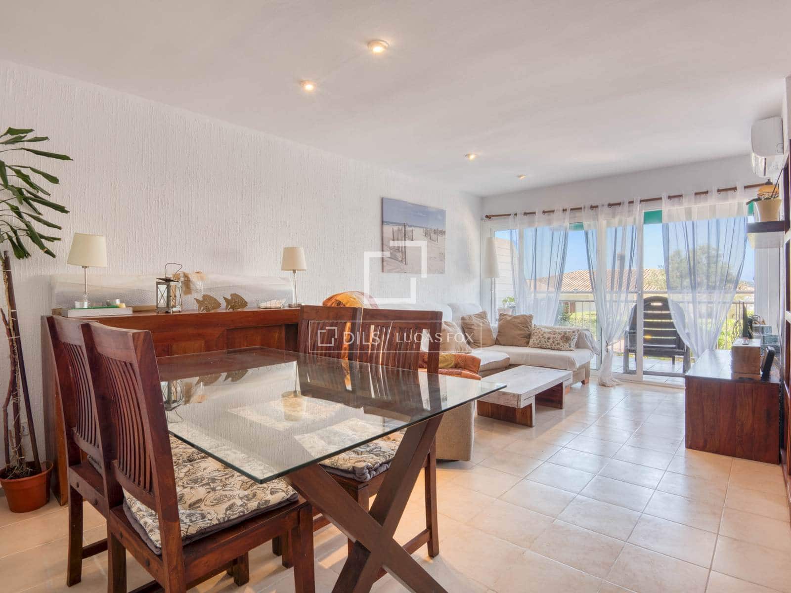 2 bedroom Apartment for sale in Sant Feliu de Guixols with pool garage - € 314,000 (Ref: 9867791)