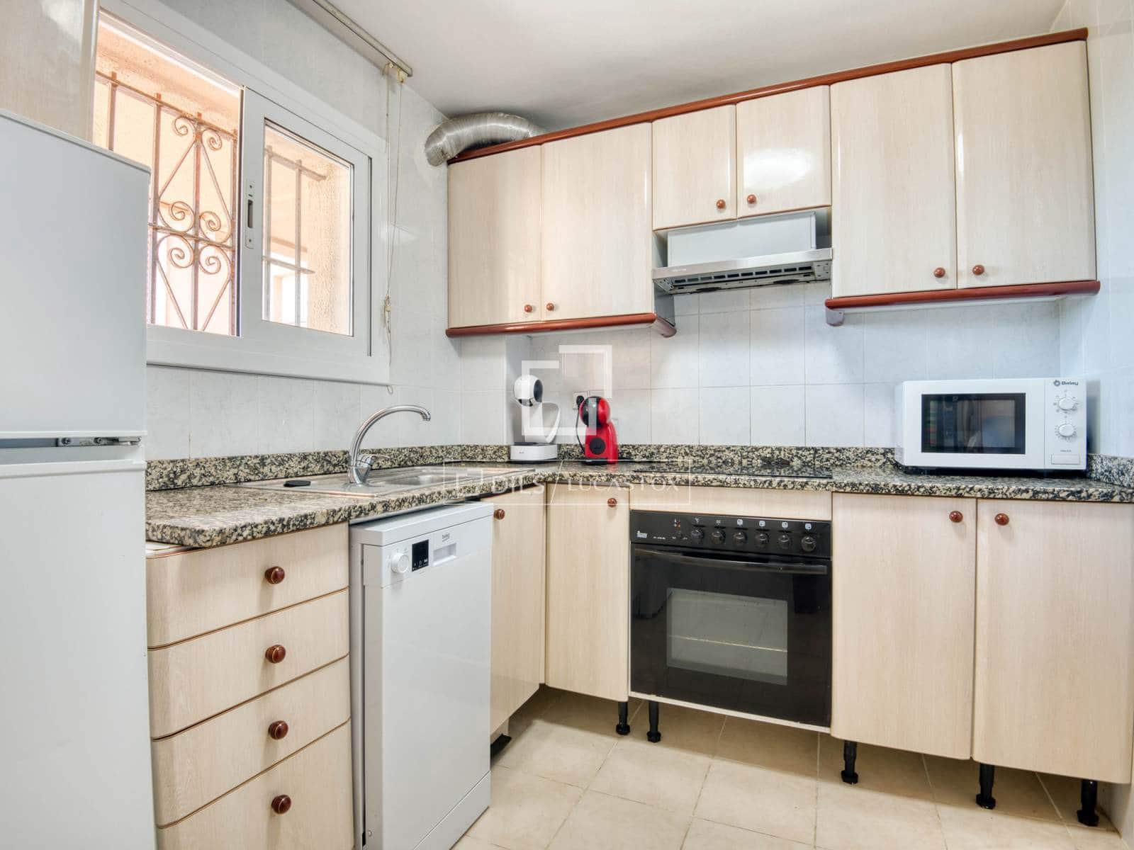 2 bedroom Apartment for sale in Sant Feliu de Guixols with pool garage - € 314,000 (Ref: 9867791)