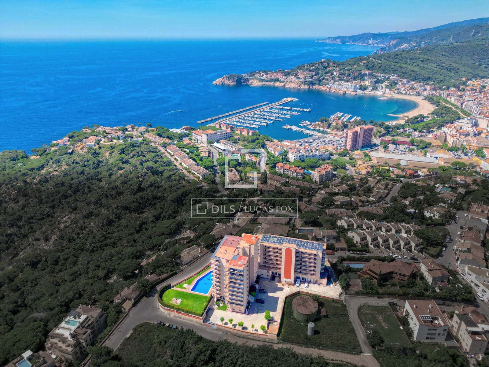 2 bedroom Apartment for sale in Sant Feliu de Guixols with pool garage - € 314,000 (Ref: 9867791)