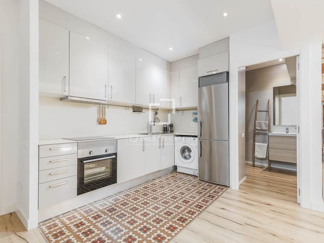 2 soveværelse Lejlighed til salg i Barcelona by - € 575.000 (Ref: 9867921)