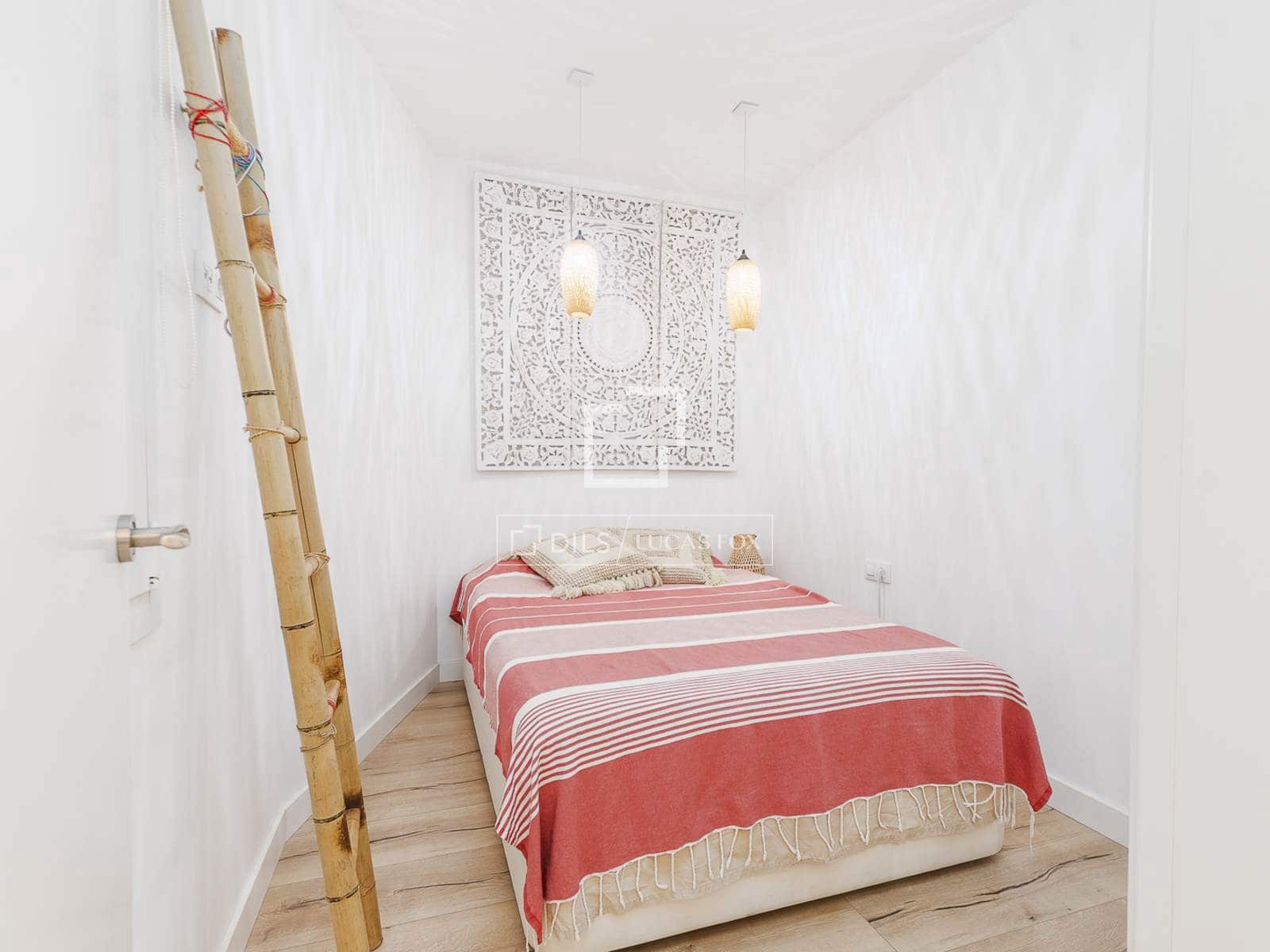 2 soveværelse Lejlighed til salg i Barcelona by - € 575.000 (Ref: 9867921)