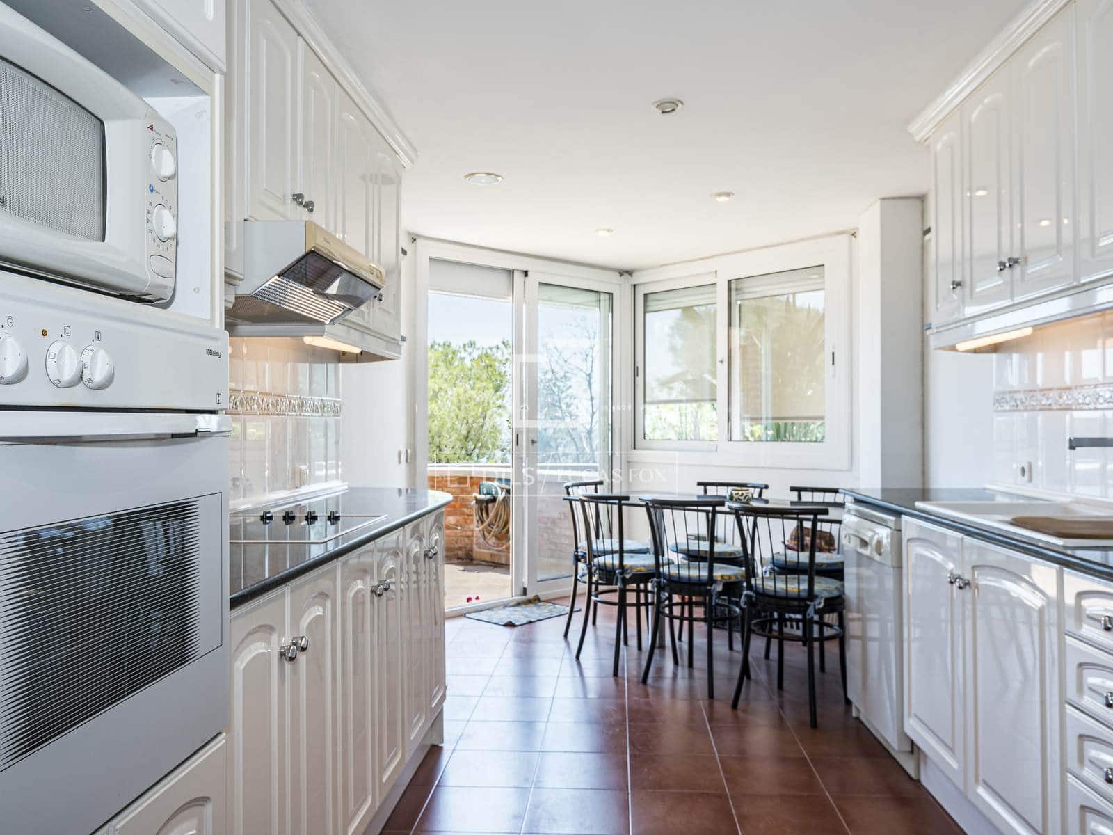 3 soverom Leilighet til salgs i Les Botigues de Sitges med svømmebasseng garasje - € 785 000 (Ref: 9867922)