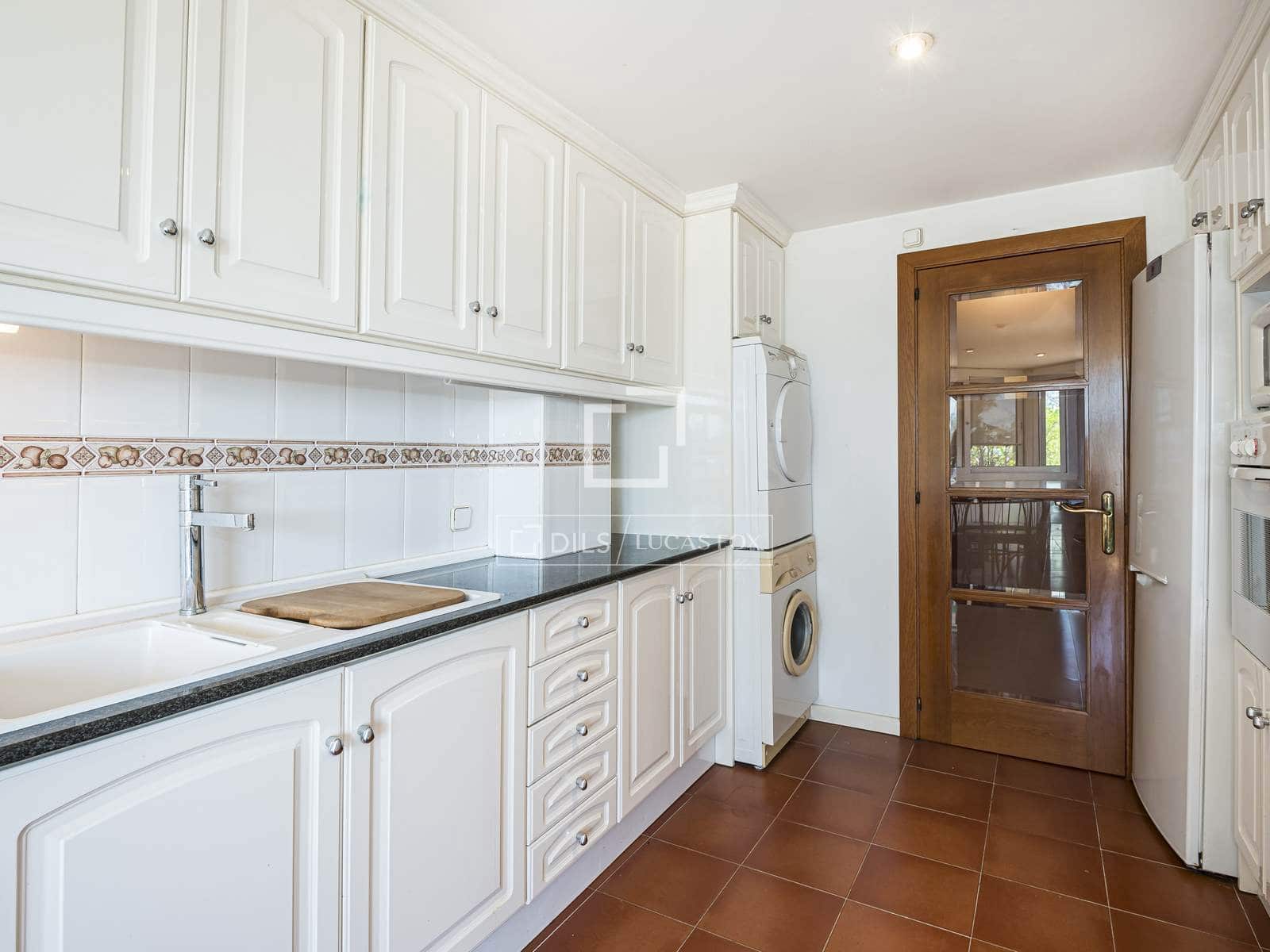 3 soverom Leilighet til salgs i Les Botigues de Sitges med svømmebasseng garasje - € 785 000 (Ref: 9867922)