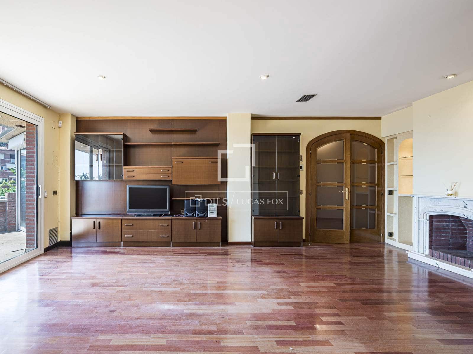 3 soverom Leilighet til salgs i Les Botigues de Sitges med svømmebasseng garasje - € 785 000 (Ref: 9867922)