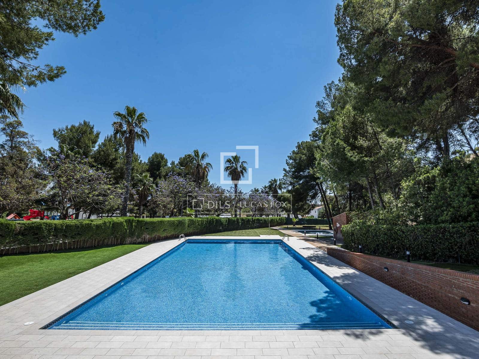3 soverom Leilighet til salgs i Les Botigues de Sitges med svømmebasseng garasje - € 785 000 (Ref: 9867922)