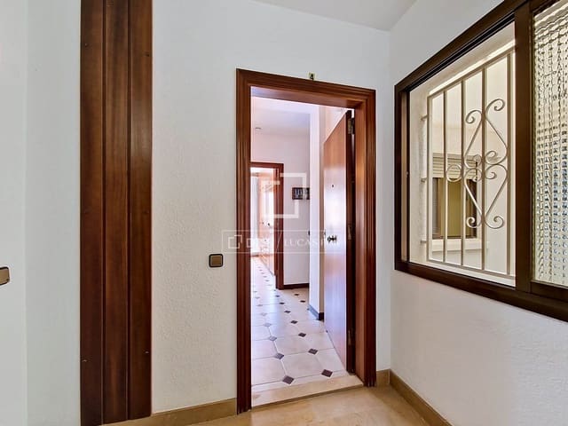 4 sovrum Lägenhet till salu i Segur de Calafell, Calafell med garage - 450 000 € (Ref: 9867923)