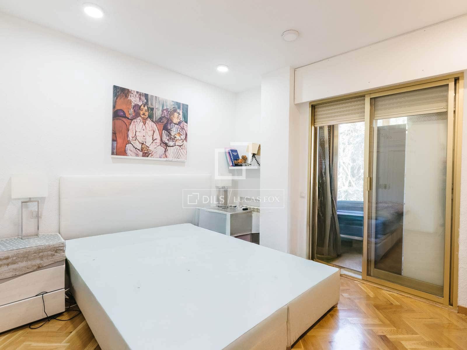 4 sovrum Lägenhet att hyra i Madrid stad med pool garage - 2 700 € (Ref: 9867925)