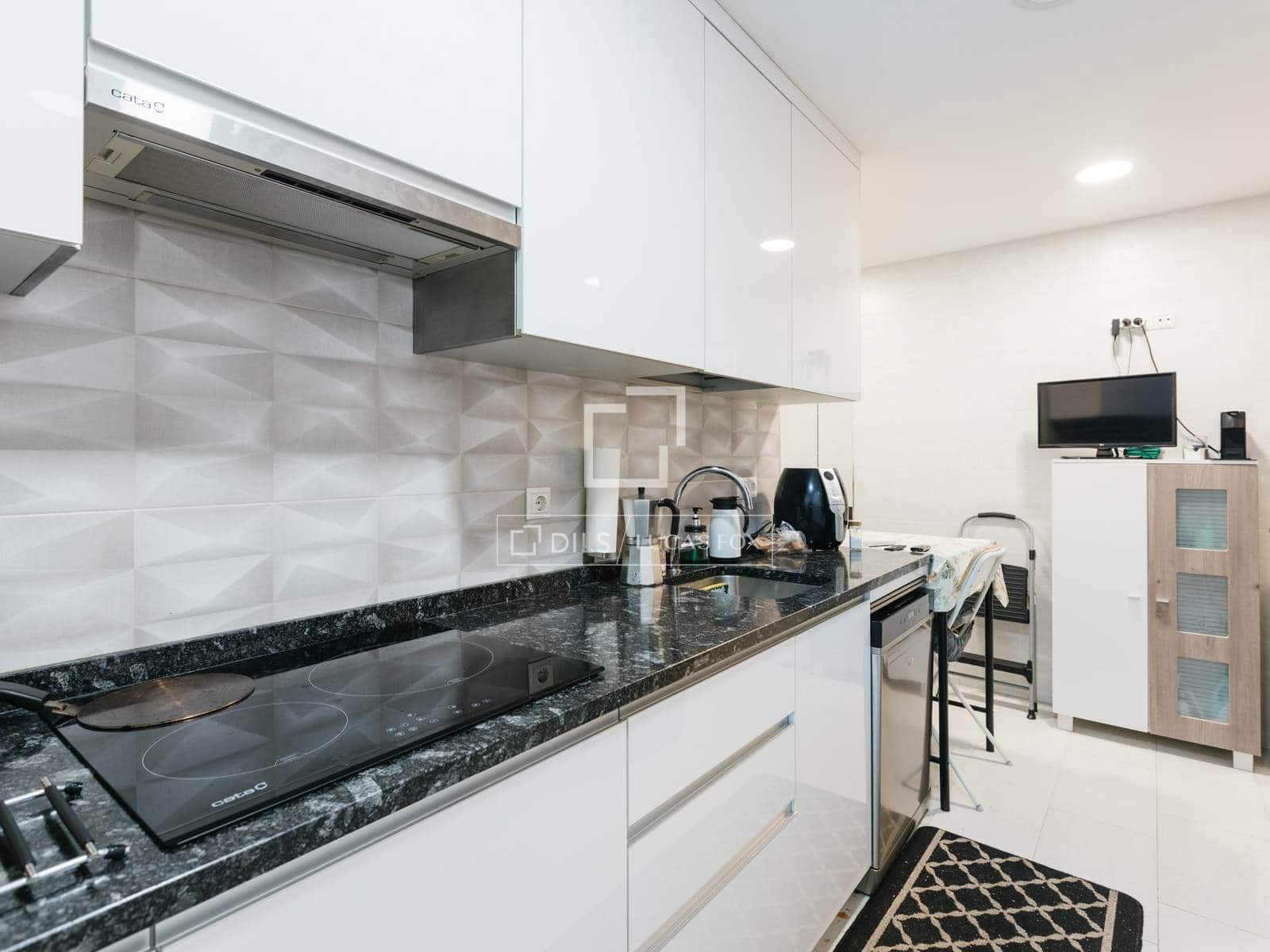 4 sovrum Lägenhet att hyra i Madrid stad med pool garage - 2 700 € (Ref: 9867925)