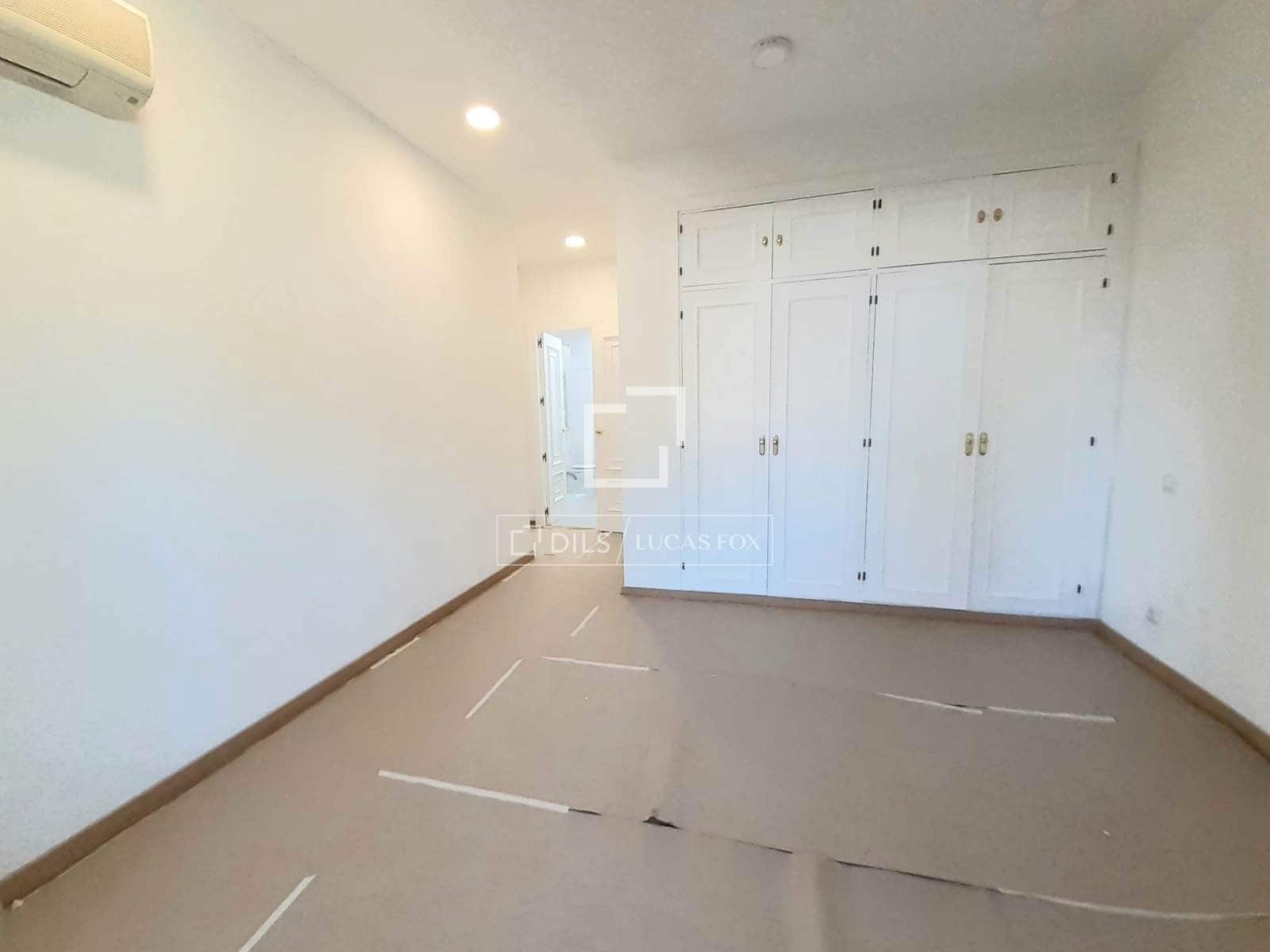 4 sovrum Lägenhet att hyra i Madrid stad med pool garage - 2 700 € (Ref: 9867925)