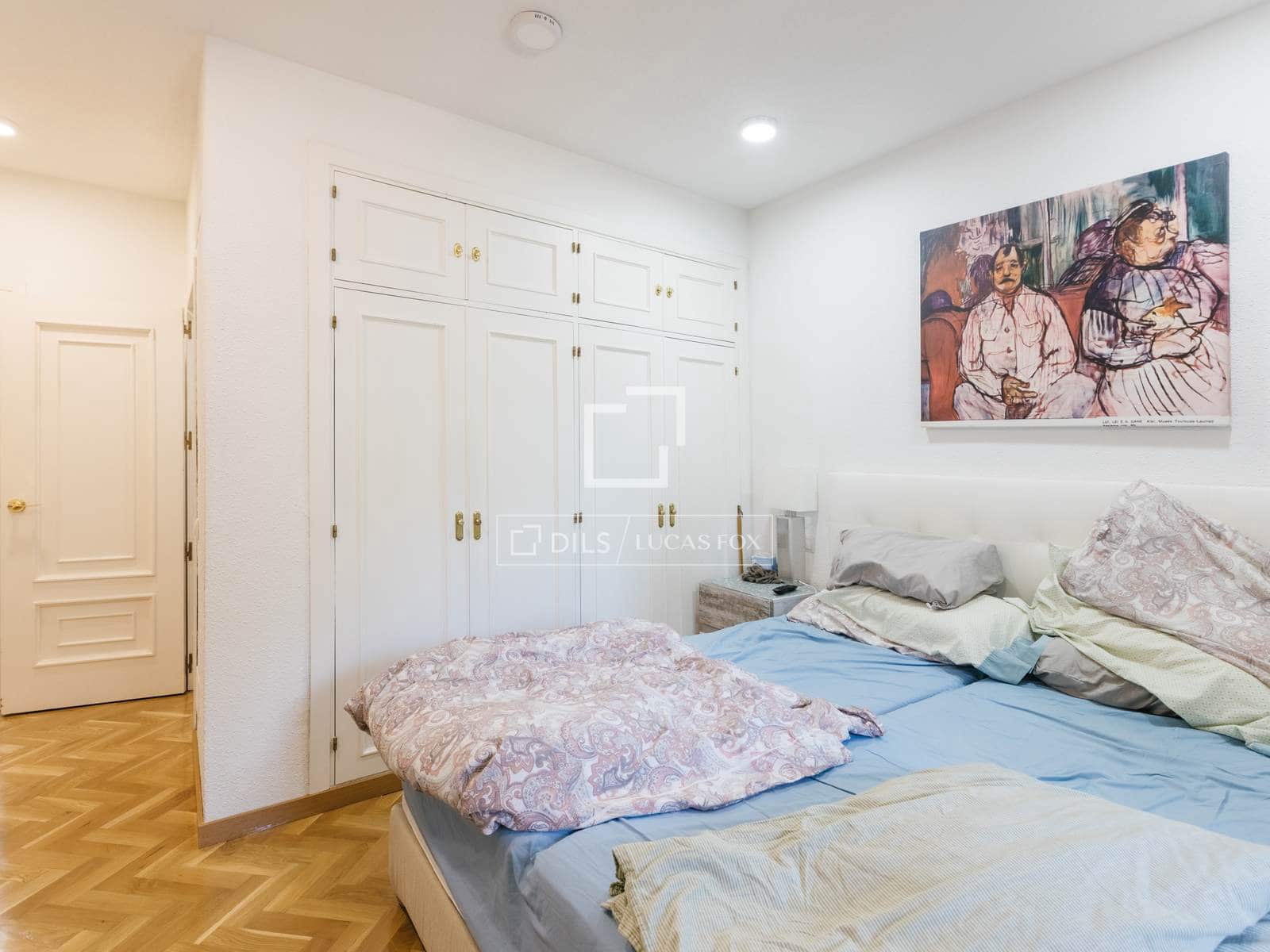 4 sovrum Lägenhet att hyra i Madrid stad med pool garage - 2 700 € (Ref: 9867925)