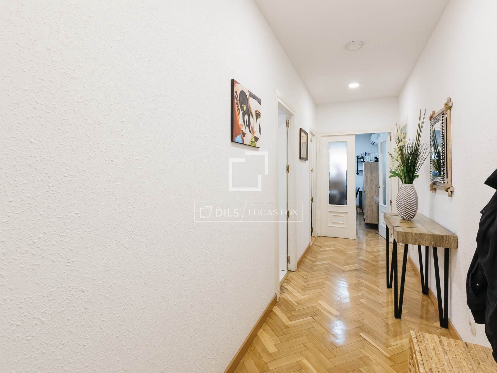 4 sovrum Lägenhet att hyra i Madrid stad med pool garage - 2 700 € (Ref: 9867925)