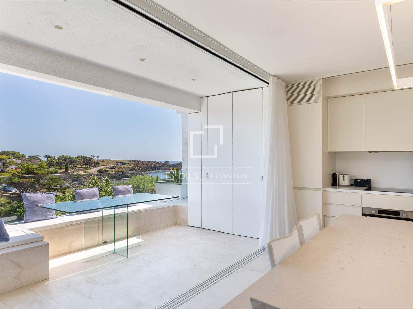 3 bedroom Villa for sale in Cadaques with garage - € 1,495,000 (Ref: 9867965)