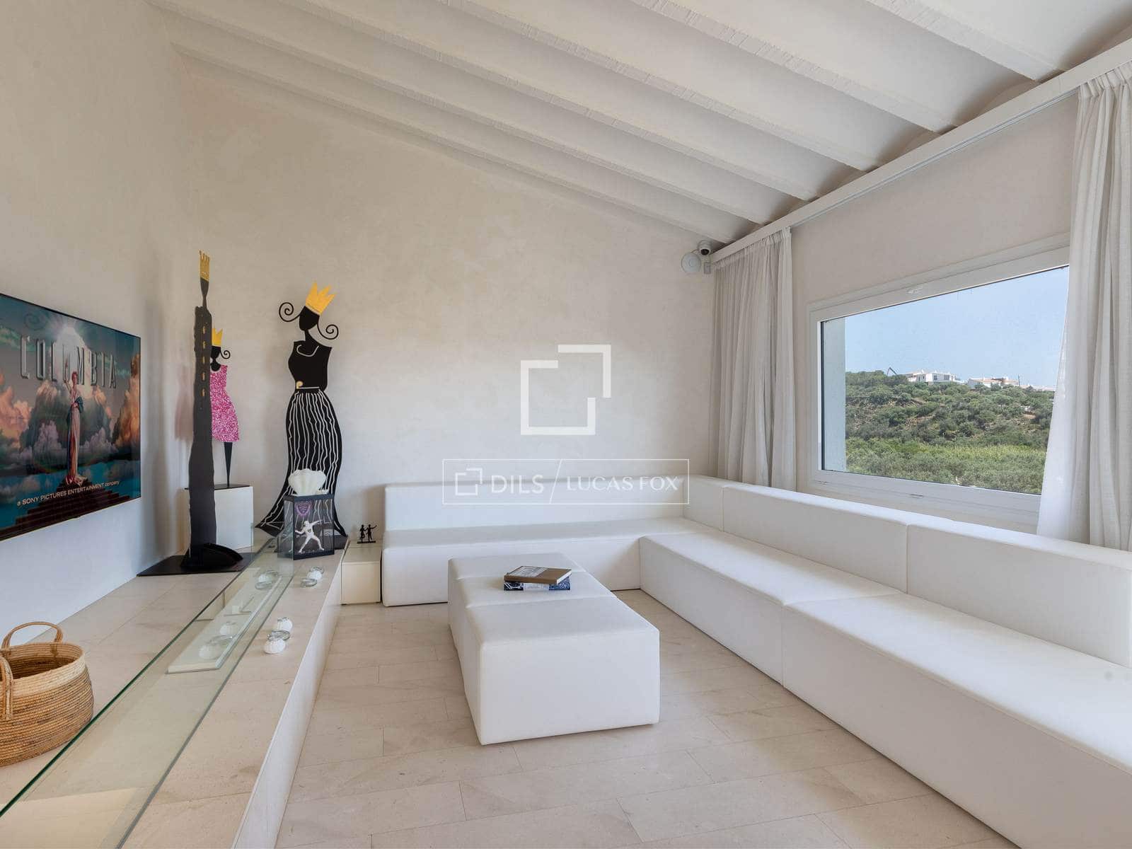 3 bedroom Villa for sale in Cadaques with garage - € 1,495,000 (Ref: 9867965)