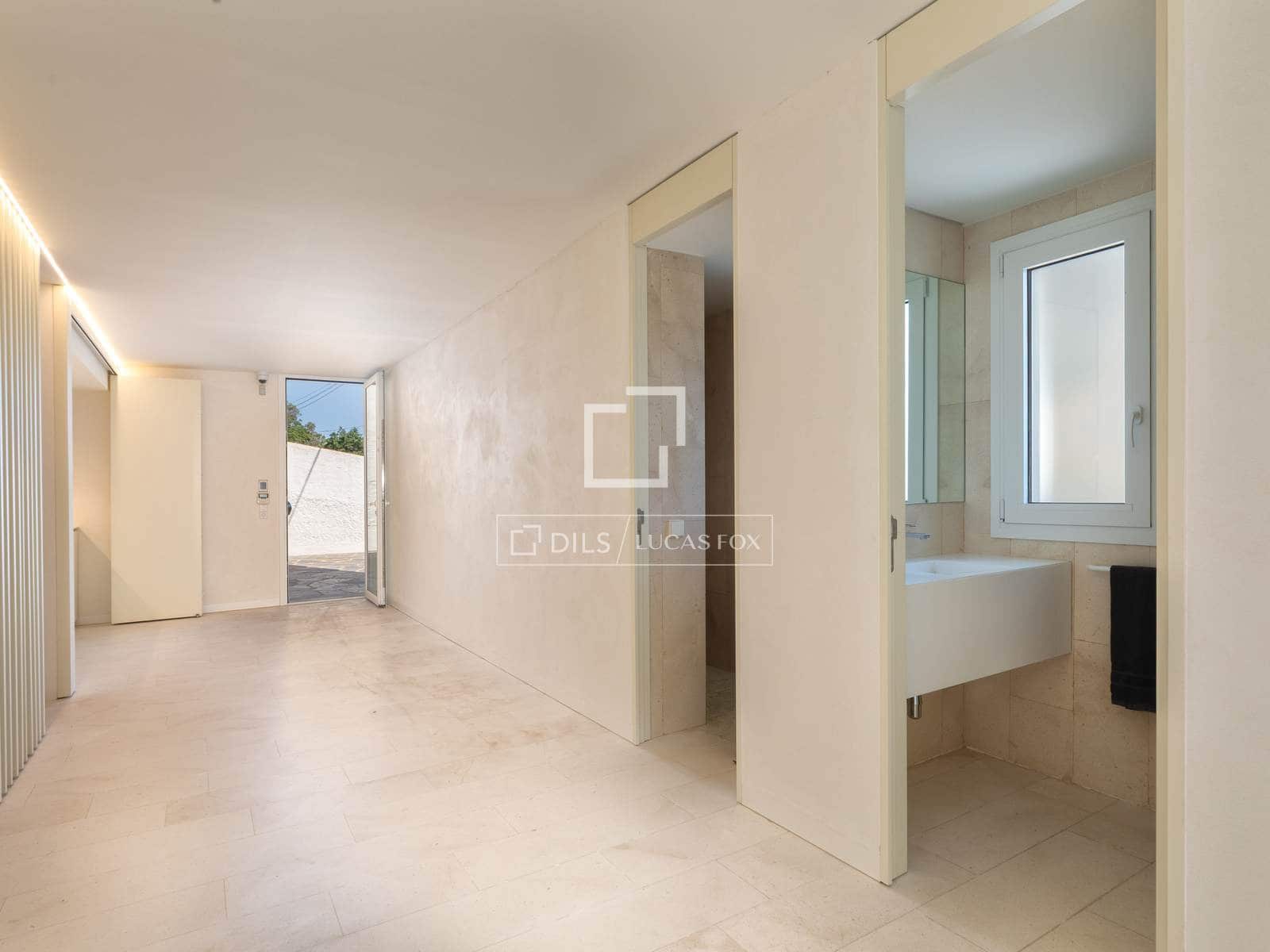 3 bedroom Villa for sale in Cadaques with garage - € 1,495,000 (Ref: 9867965)