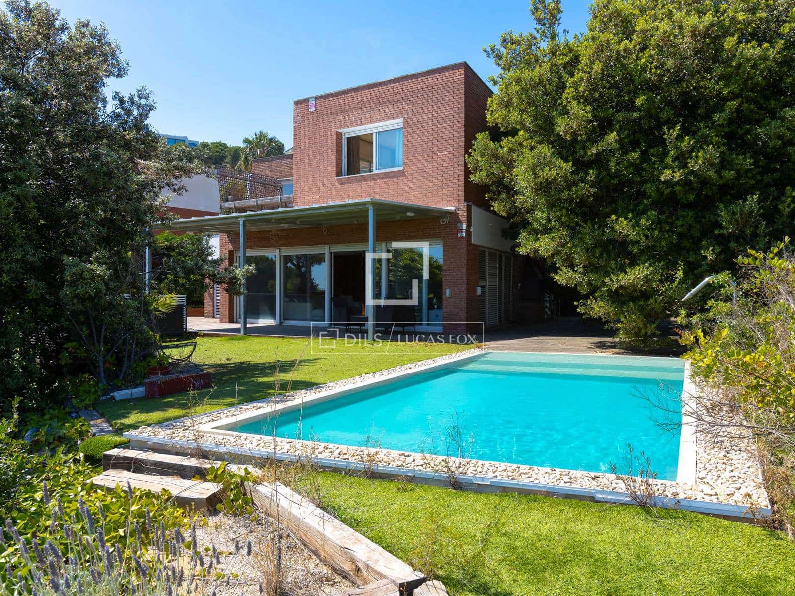 4 sypialnia Willa na sprzedaż w Teia z basenem garażem - 1 275 000 € (Ref: 9868071)