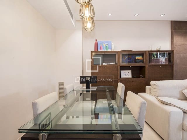 4 sypialnia Willa do wynajęcia w Gavà z basenem garażem - 5 800 € (Ref: 9869786)