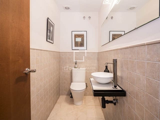 4 sypialnia Willa do wynajęcia w Gavà z basenem garażem - 5 800 € (Ref: 9869786)