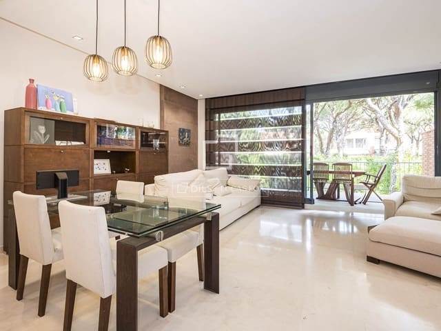 4 sypialnia Willa do wynajęcia w Gavà z basenem garażem - 5 800 € (Ref: 9869786)