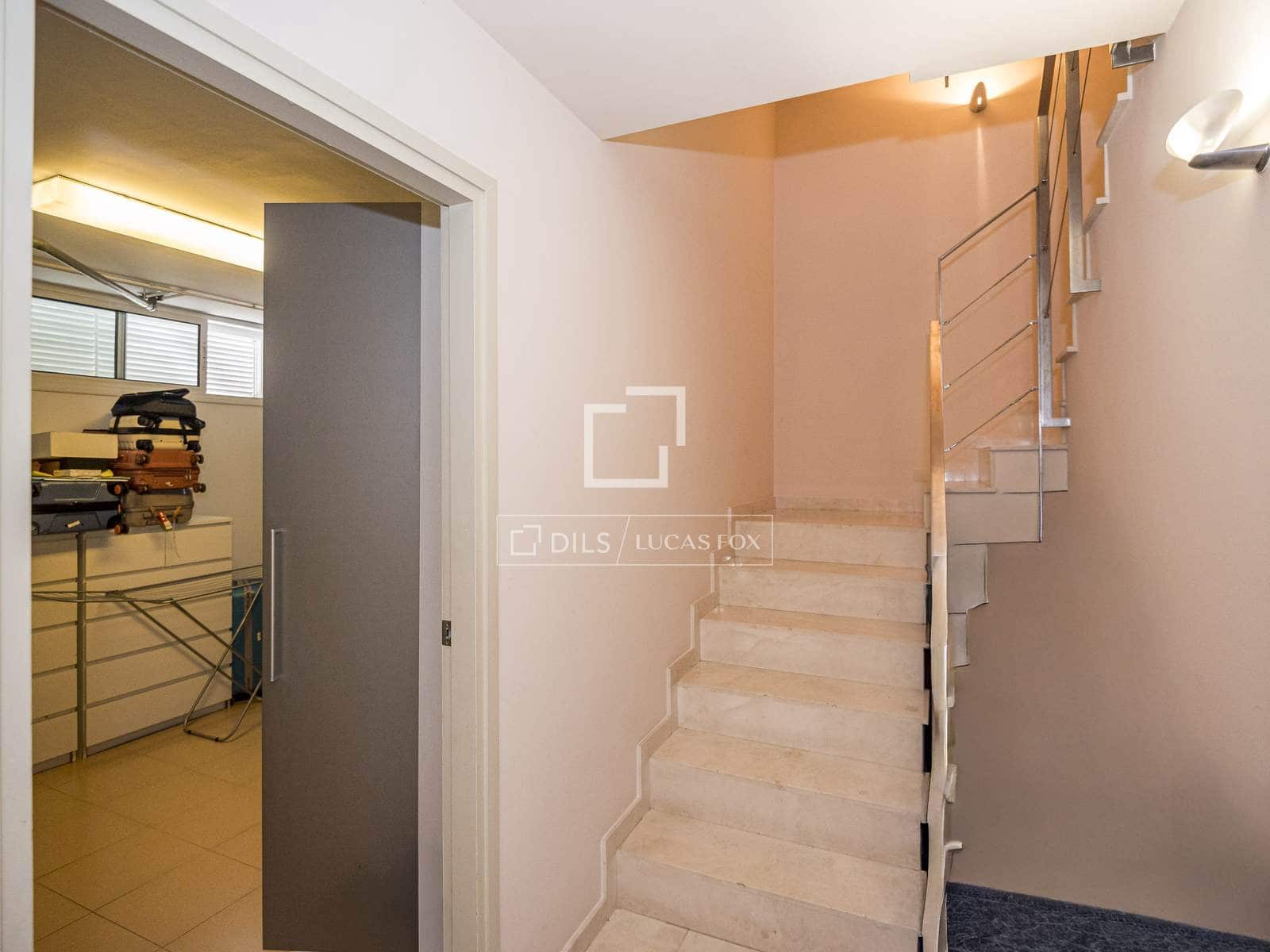 4 bedroom Villa for rent in Gava with pool garage - € 5,800 (Ref: 9869786)