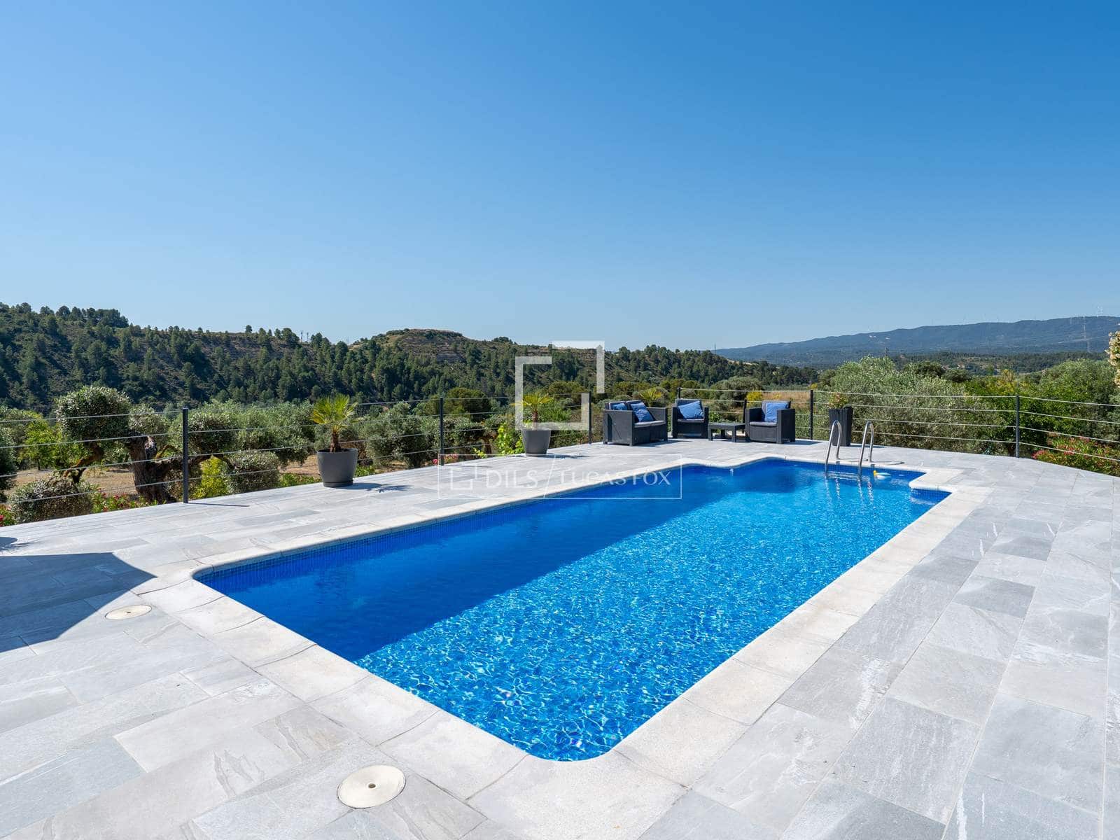 5 bedroom Villa for sale in Flix with pool garage - € 745,000 (Ref: 9870373)