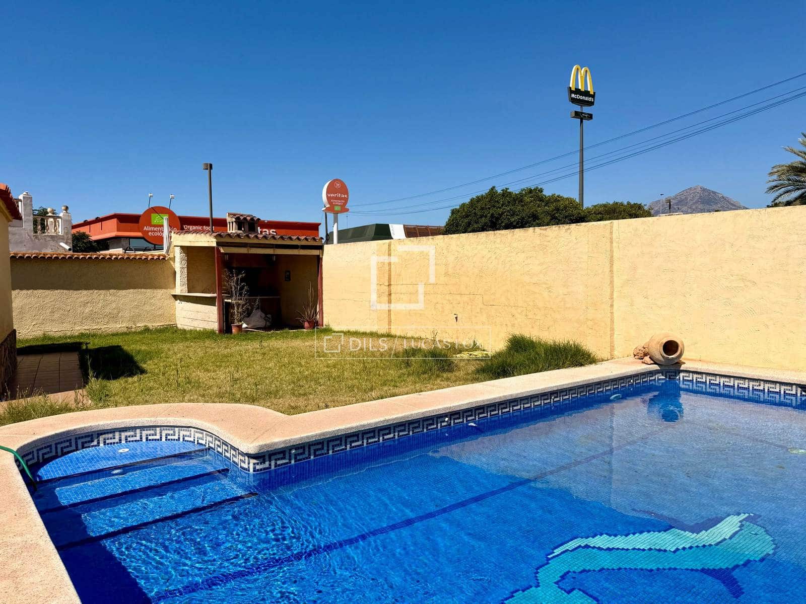 5 quarto Moradia para venda em Albir com piscina garagem - 635 000 € (Ref: 9872232)