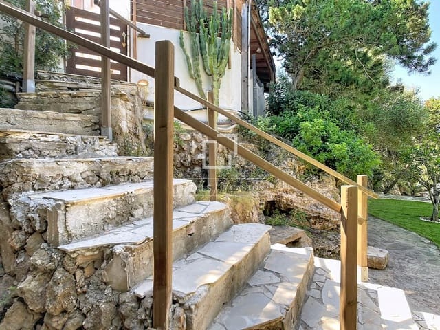 5 makuuhuone Huvila myytävänä paikassa Ciutadella de Menorca mukana 
autotalli - 895 000 € (Ref: 9872234)