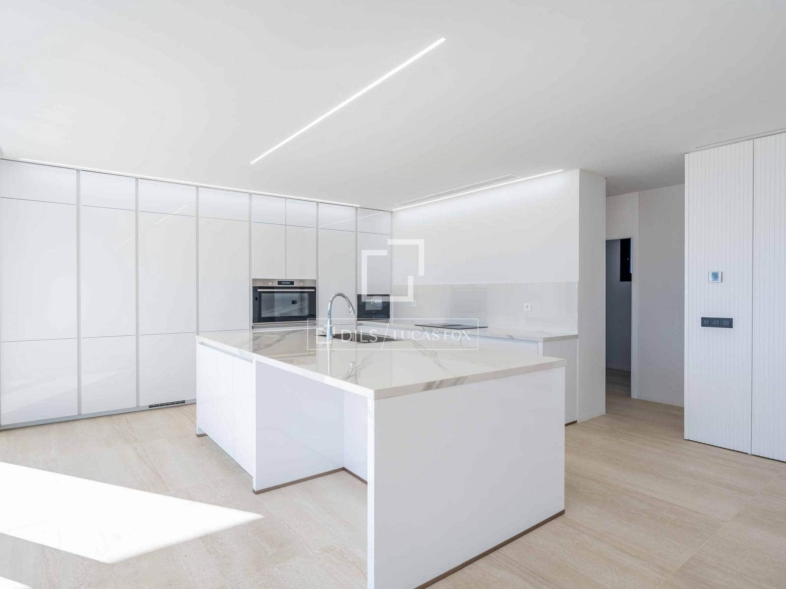 5 sypialnia Willa na sprzedaż w Sotogrande z basenem garażem - 3 350 000 € (Ref: 9872235)