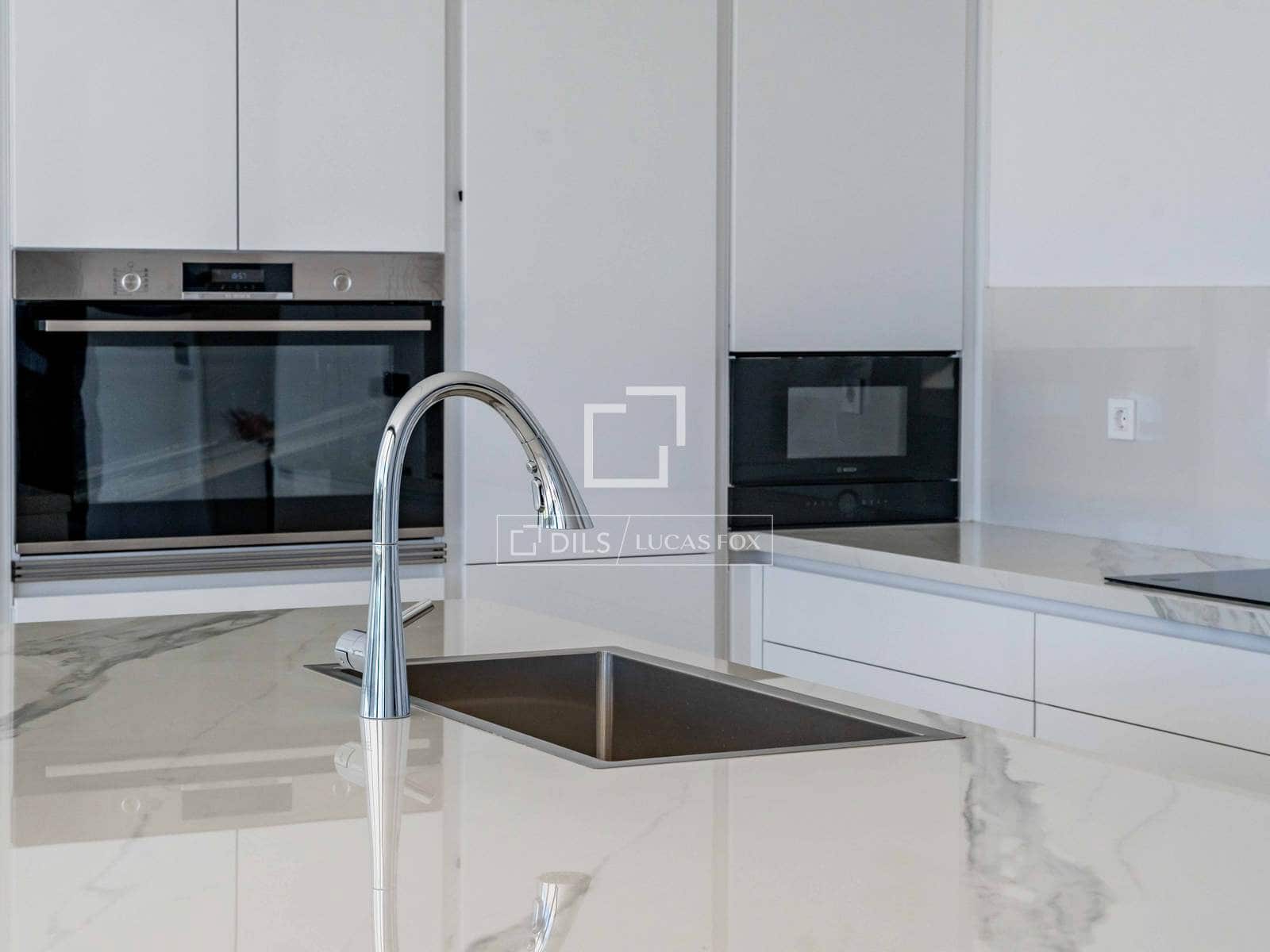 5 sypialnia Willa na sprzedaż w Sotogrande z basenem garażem - 3 350 000 € (Ref: 9872235)