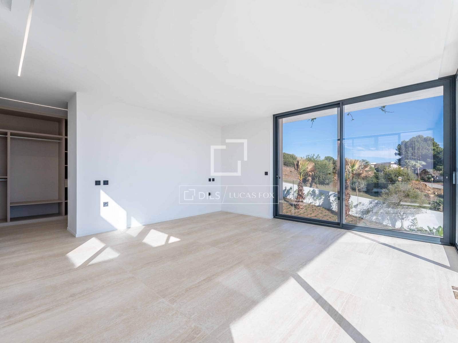 5 sypialnia Willa na sprzedaż w Sotogrande z basenem garażem - 3 350 000 € (Ref: 9872235)