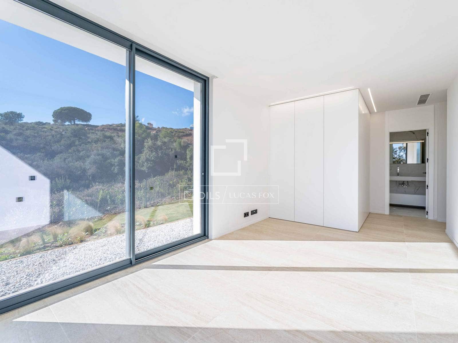 5 sypialnia Willa na sprzedaż w Sotogrande z basenem garażem - 3 350 000 € (Ref: 9872235)