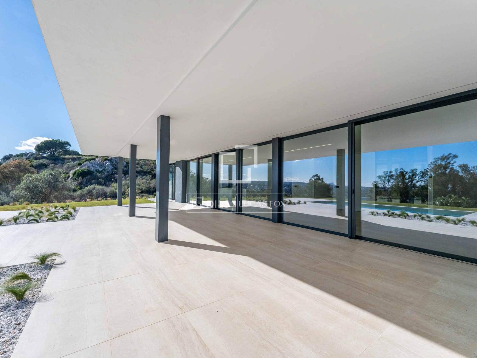 5 sypialnia Willa na sprzedaż w Sotogrande z basenem garażem - 3 350 000 € (Ref: 9872235)