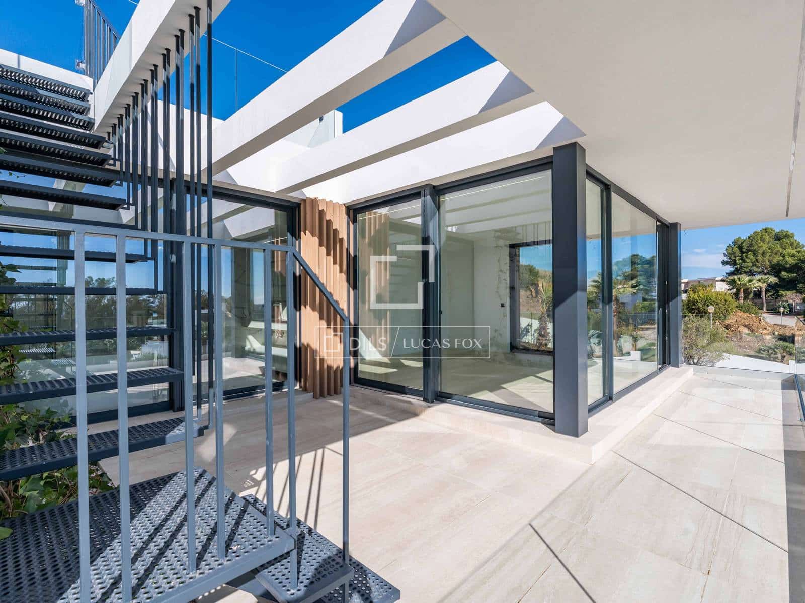 5 sypialnia Willa na sprzedaż w Sotogrande z basenem garażem - 3 350 000 € (Ref: 9872235)