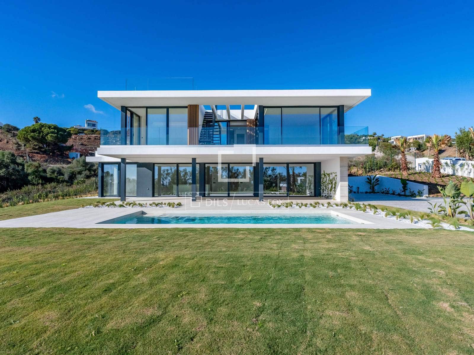 5 sypialnia Willa na sprzedaż w Sotogrande z basenem garażem - 3 350 000 € (Ref: 9872235)