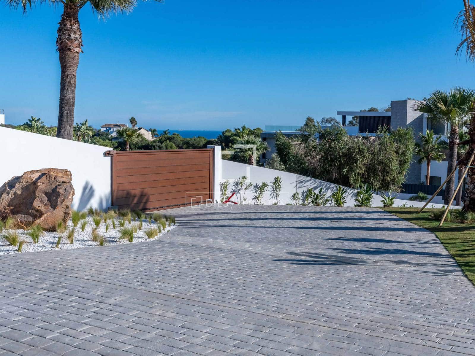 5 sypialnia Willa na sprzedaż w Sotogrande z basenem garażem - 3 350 000 € (Ref: 9872235)