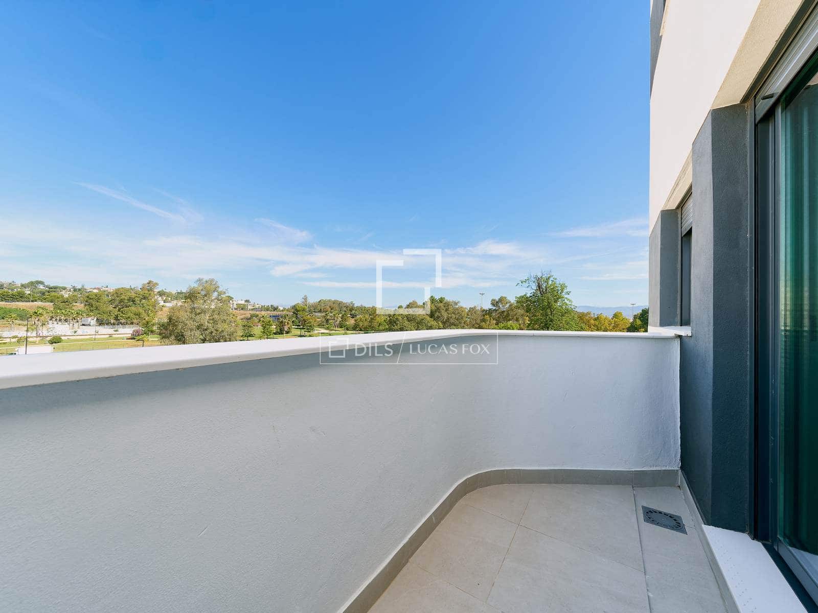 2 soveværelse Lejlighed til salg i Torremolinos med swimmingpool garage - € 690.000 (Ref: 9872236)