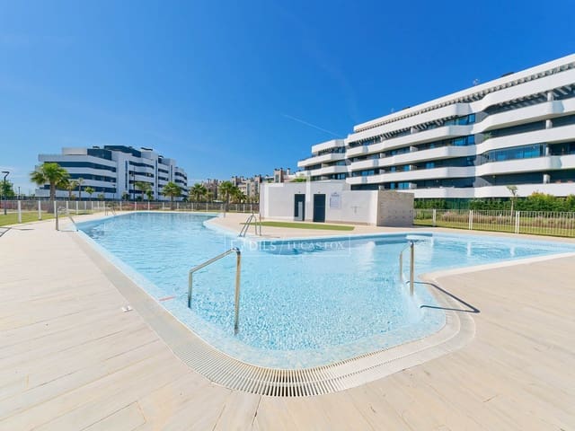 2 soveværelse Lejlighed til salg i Torremolinos med swimmingpool garage - € 690.000 (Ref: 9872236)