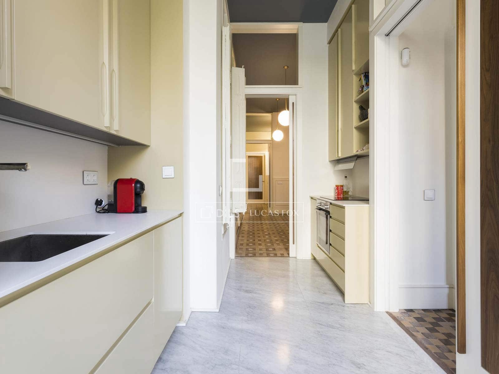 3 sovrum Lägenhet att hyra i Barcelona stad - 3 920 € (Ref: 9872351)