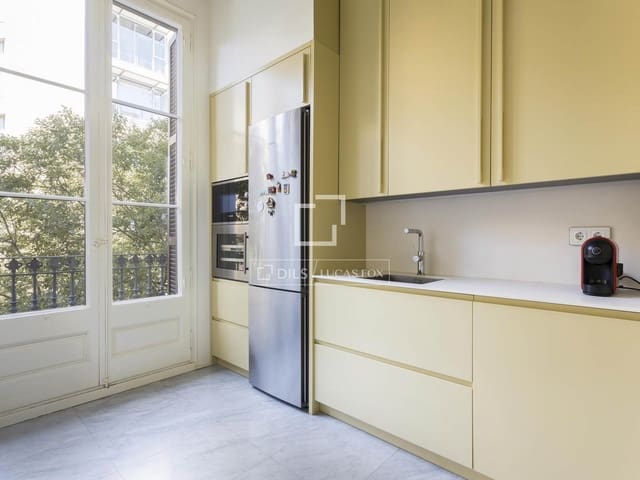 3 sovrum Lägenhet att hyra i Barcelona stad - 3 920 € (Ref: 9872351)