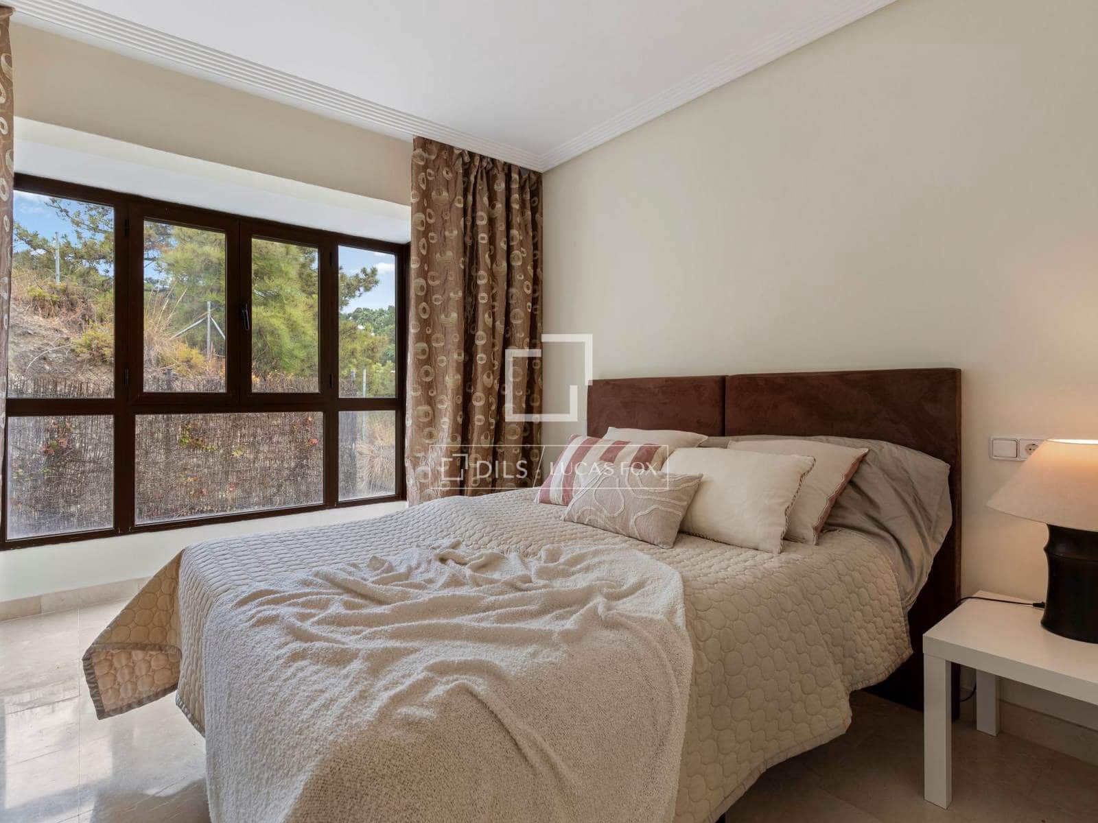 3 quarto Apartamento para venda em Benahavis com piscina garagem - 500 000 € (Ref: 9872354)