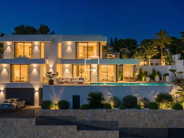 3 chambre Villa/Maison à vendre à Calpe / Calp avec piscine garage - 1 180 000 € (Ref: 9872501)