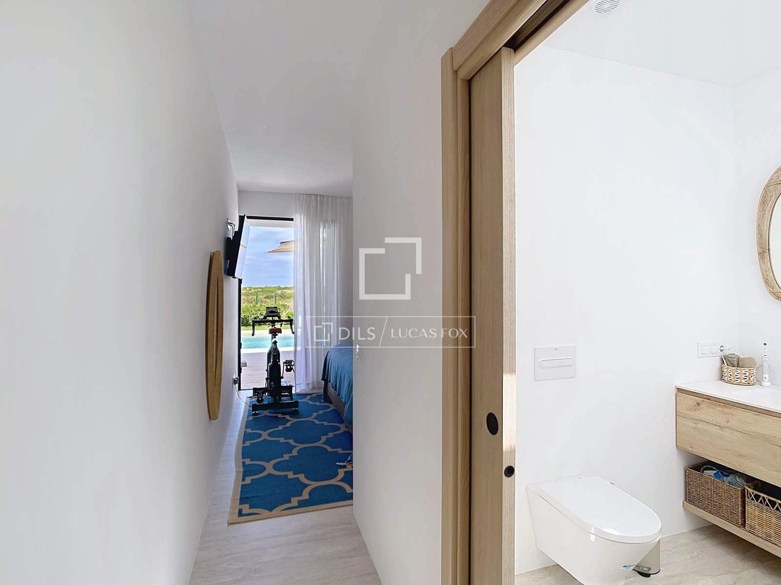 4 soverom Villa til salgs i Ciutadella de Menorca med svømmebasseng garasje - € 2 050 000 (Ref: 9872684)