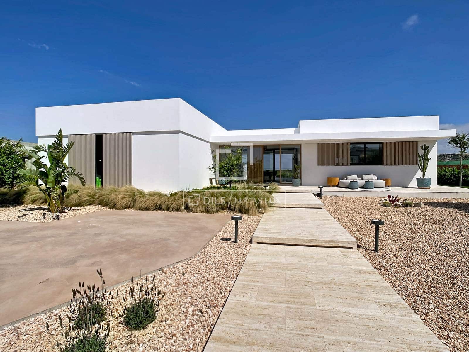 4 soverom Villa til salgs i Ciutadella de Menorca med svømmebasseng garasje - € 2 050 000 (Ref: 9872684)