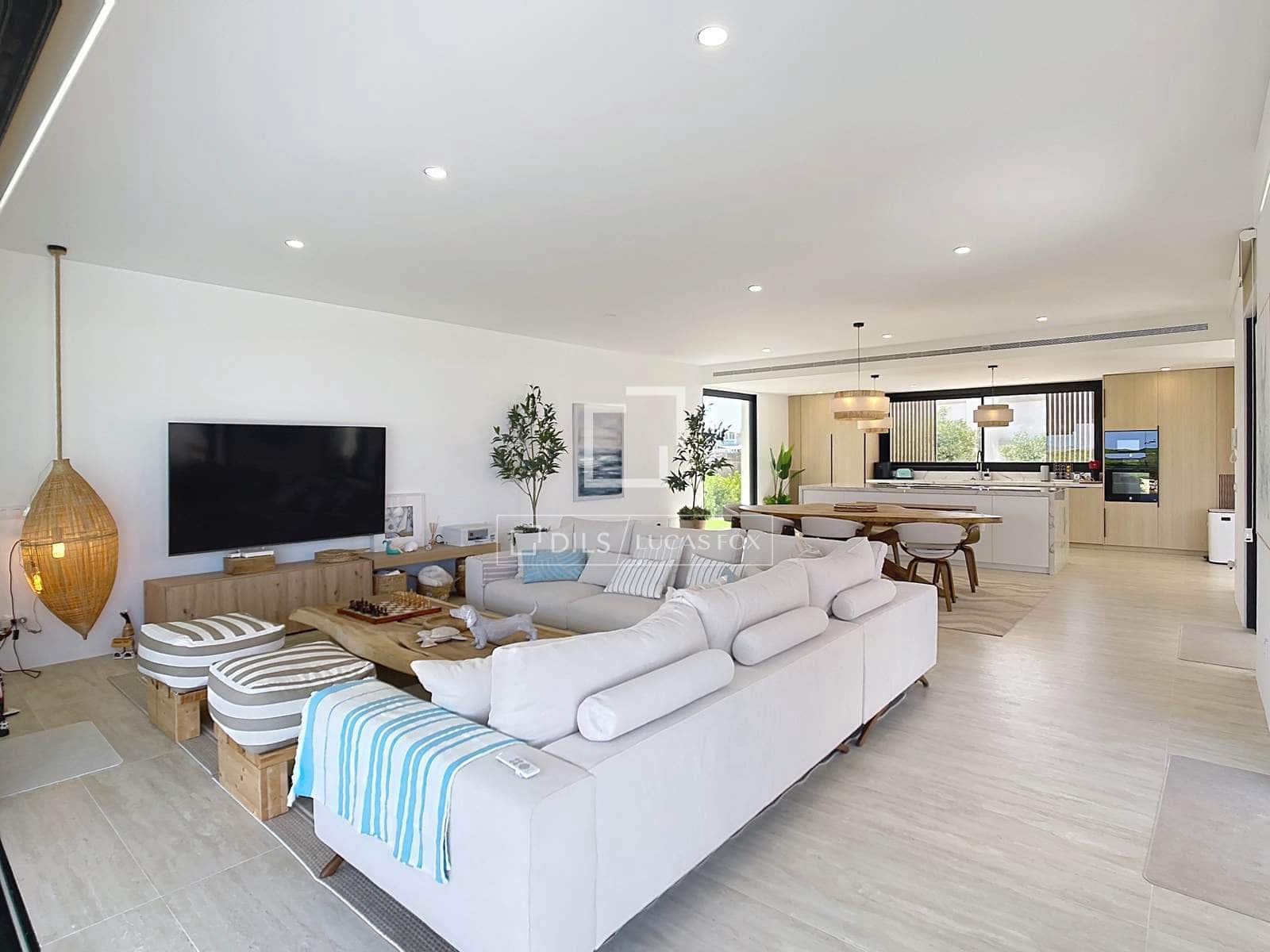 4 soverom Villa til salgs i Ciutadella de Menorca med svømmebasseng garasje - € 2 050 000 (Ref: 9872684)