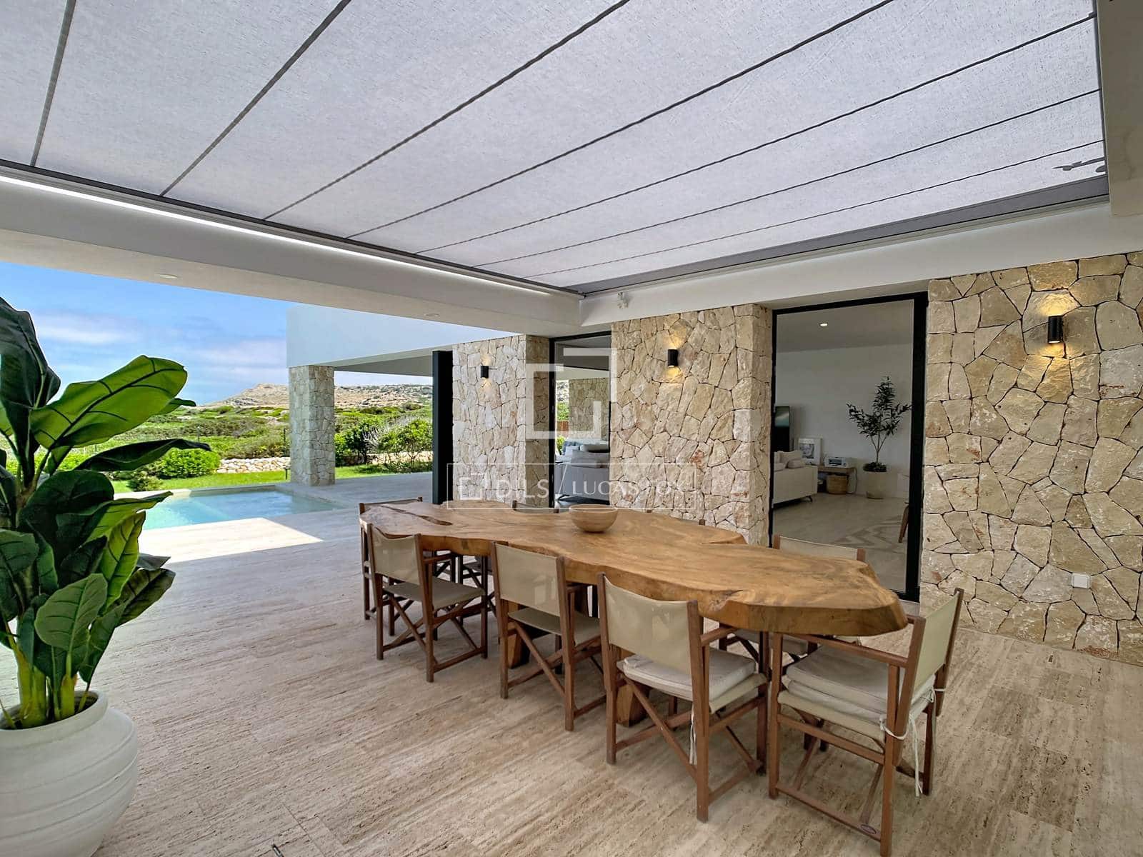 4 soverom Villa til salgs i Ciutadella de Menorca med svømmebasseng garasje - € 2 050 000 (Ref: 9872684)