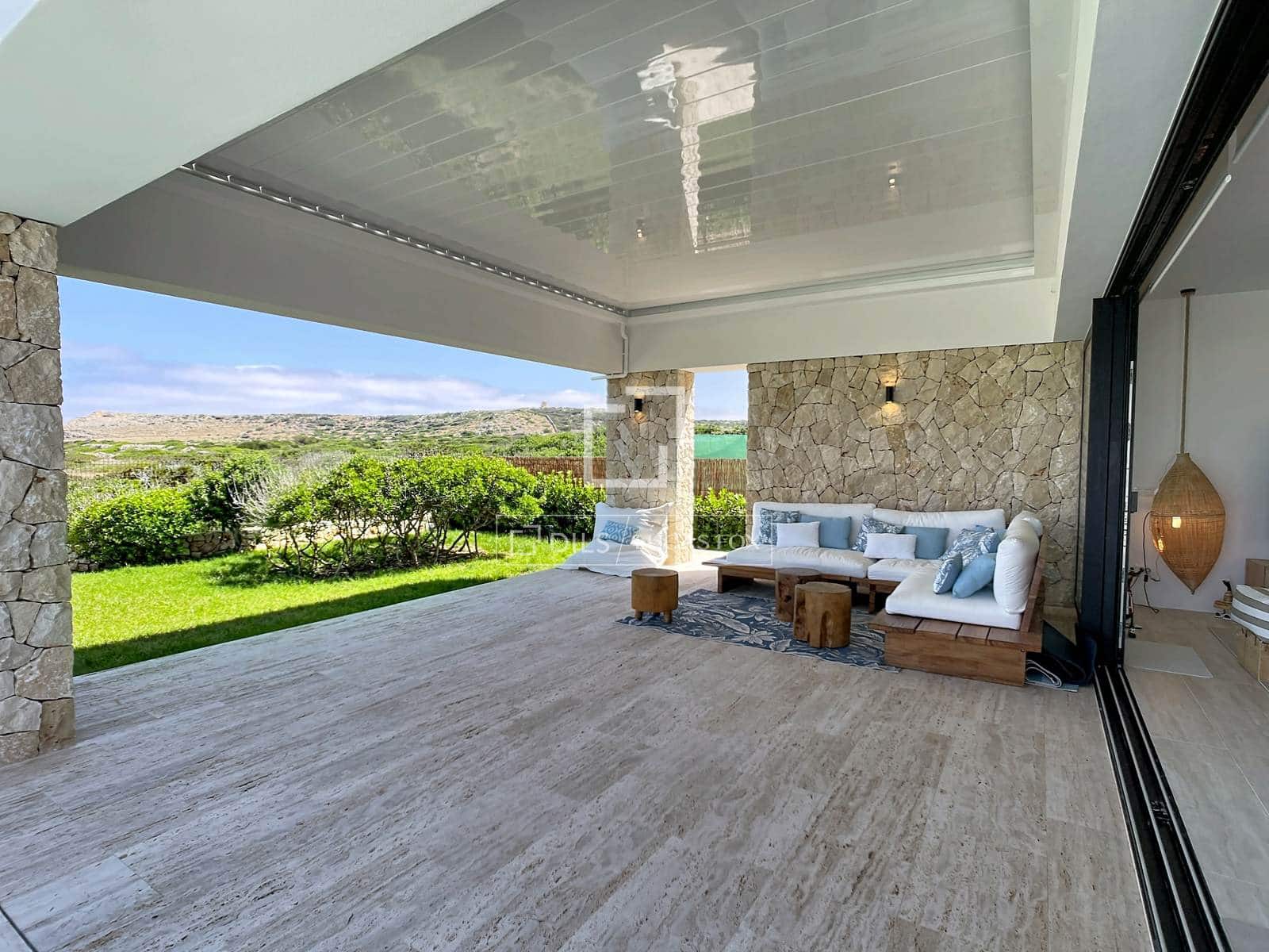 4 soverom Villa til salgs i Ciutadella de Menorca med svømmebasseng garasje - € 2 050 000 (Ref: 9872684)