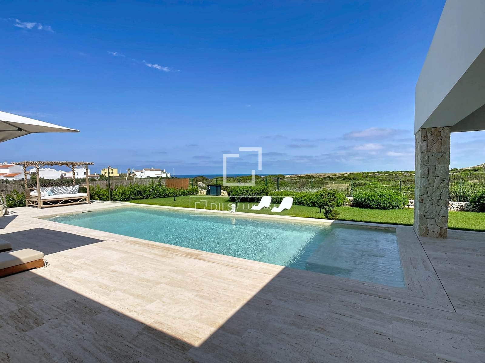 4 soverom Villa til salgs i Ciutadella de Menorca med svømmebasseng garasje - € 2 050 000 (Ref: 9872684)