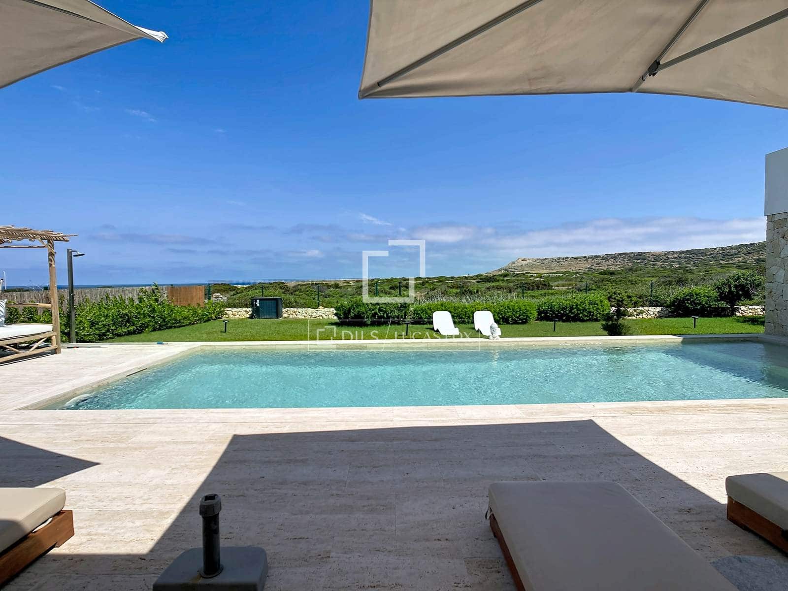 4 soverom Villa til salgs i Ciutadella de Menorca med svømmebasseng garasje - € 2 050 000 (Ref: 9872684)
